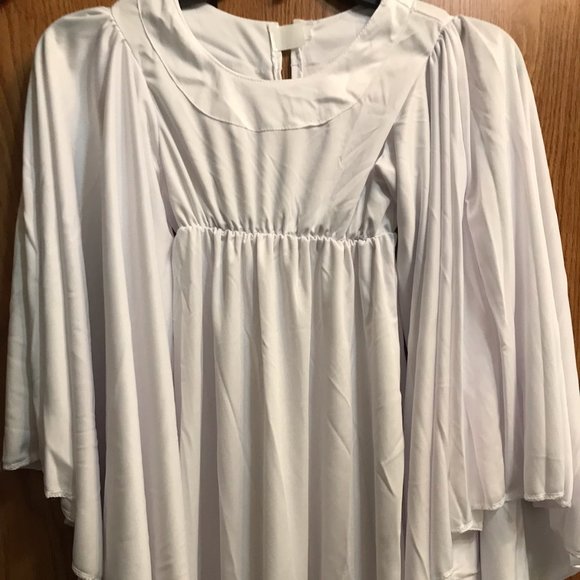 Angel/Saint Costume. - Picture 1 of 5